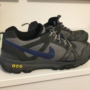 Nike ACG Sneakers - 11.5